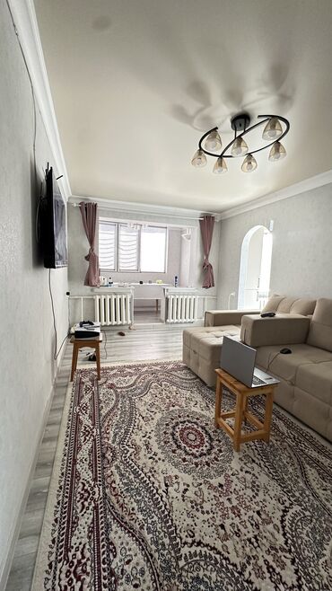 продам 4 квартиру: 3 комнаты, 60 м², 104 серия, 4 этаж, Евроремонт