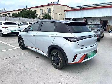 li auto: BYD Dolphin: 2022 г., Автомат, Электромобиль, Хэтчбэк — 3