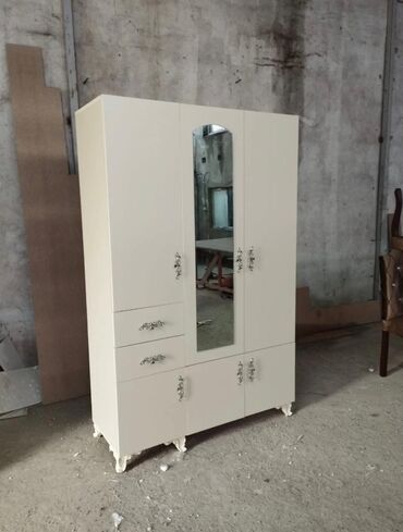 Dolablar: Yeni, 3 qapılı Düz dolab, Dolab-asılqan, Türkiyə -da lalafo.az — 14 Dolablar: Yeni, 3 qapılı Düz dolab, Dolab-asılqan, Türkiyə — 14