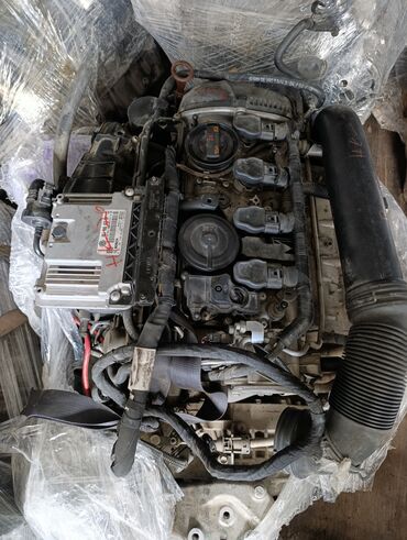 Коробки передач: Бензиновый мотор Volkswagen 2011 г., 2 л, Б/у, Оригинал, Япония