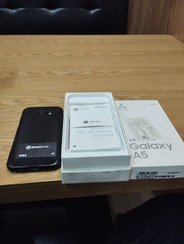телефон самсунг с: Samsung Galaxy A5 2017, Б/у, 32 ГБ, цвет - Черный, 2 SIM