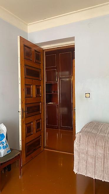 yasamal 2 otaqli evler: Şirvan, 3 otaqlı, Köhnə tikili, 72 kv. m — 3