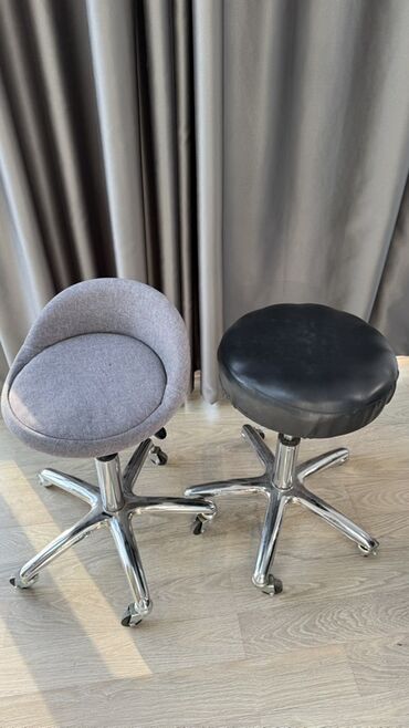 купить колесики для кресла: Табуретка, Б/у, Другой материал, Не раскладной