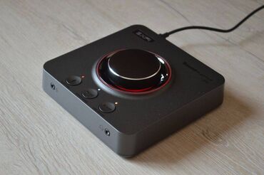 səs sistemi: Salam Sound blaster x4 Oyun ve melomanlar Super X-Fi Qulaqlıq