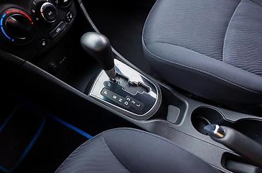 hyundai ionic: Hyundai Accent: 2011 г., 1.6 л, Автомат, Бензин, Седан — 5
