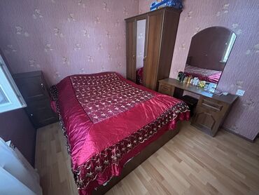 hamam ucun skaf: Односпальная кровать, Шкаф