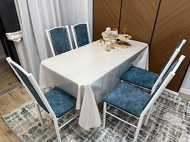silver kitchen: Кухонный стол и стул, Б/у, Самовывоз, цвет - Синий — 1