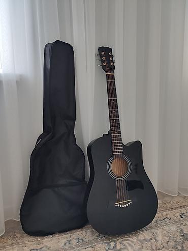 мини фото студия: Срочно срочно ‼️🎸 Продаю акустическую гитару 38 размера. Продаю — 3