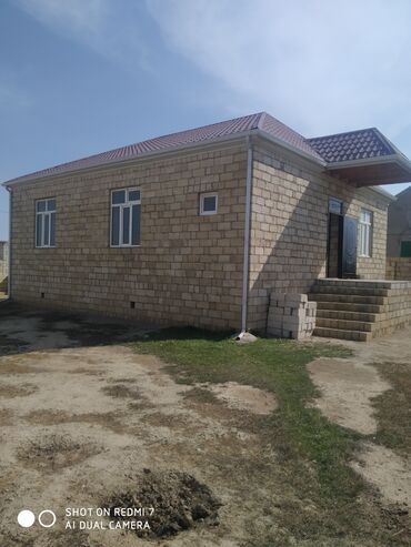 qaradag rayonunda satilan evler: 4 otaqlı, 110 kv. m