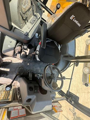 Погрузчики: Погрузчик, LiuGong, 2026 г., Колесный, Фронтальный — 3