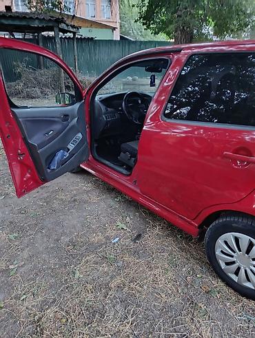 дайхацу юрв: Daihatsu Altis: 2002 г., 1.3 л, Механика, Бензин, Универсал — 5
