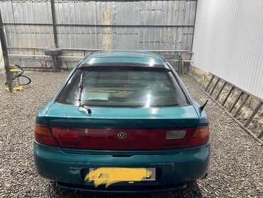 Mazda: Mazda 323: 1997 г., Механика, Бензин, Седан — 11