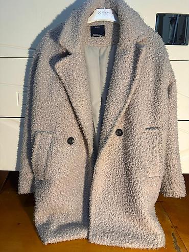 t winner: Palto, Bershka, XS — 1