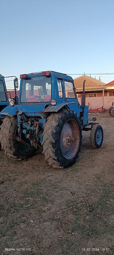 Traktorlar: Traktor “Belarus” (MTZ seriyası) - Rəng: mavi, kabinalı - Arxa — 4