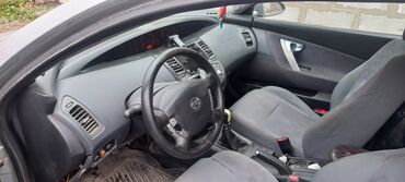 Nissan: Nissan : 2006 г., 1.9 л, Механика, Бензин, Хэтчбэк