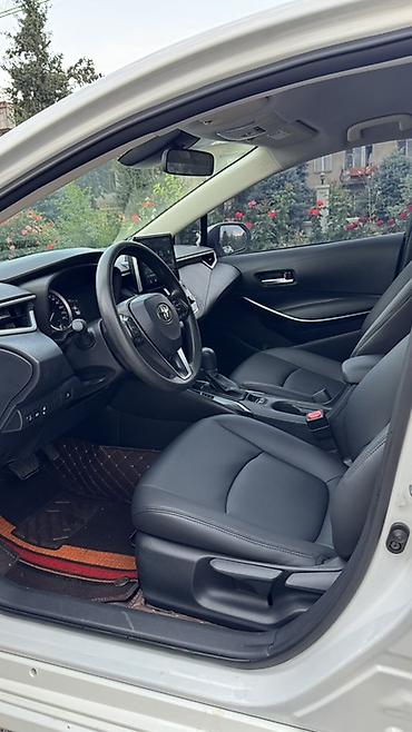 Toyota: Toyota Corolla: 2022 г., 1.8 л, Автомат, Гибрид, Седан — 6