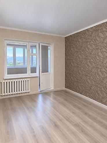 квартира студия с панорамными окнами: 2 комнаты, 52 м², 12 мкр 106 серия, 8 этаж, Косметический ремонт — 1