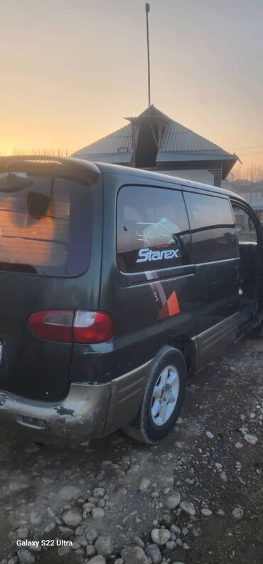 Hyundai: Hyundai Starex: 1997 г., 2.5 л, Механика, Дизель, Минивэн — 9