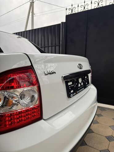 ВАЗ (ЛАДА): ВАЗ (ЛАДА) Priora: 2015 г., 1.6 л, Механика, Бензин, Седан — 5