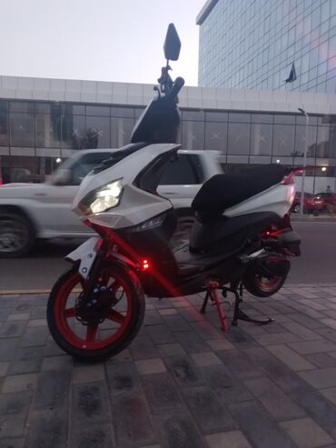 moped 80cc: Tufan - CITY, 80 sm3, 2023 il, 12000 km