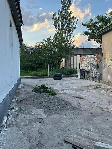 дом бишкек баят: Балыкчы шаарында жер там сатылат 6 6 соток 4ком чон там, 2ком — 5