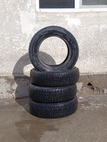 шины и дискы: Шины 185 / 65 / R 14, Зима, Комплект, Легковые, Roadstone