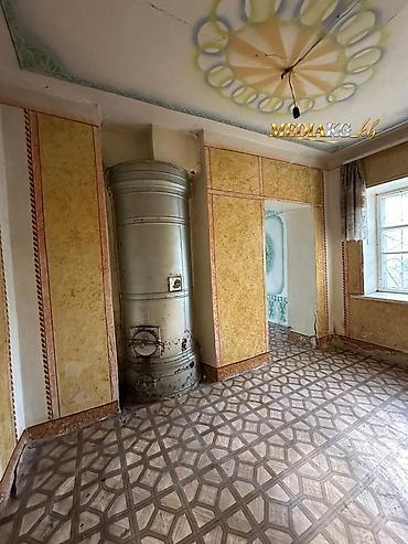 модульный дом 2 комнаты: Продаётся частный дом в г. Кара-Балта, ул. Красноармейская. Основные — 5