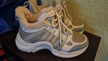 cipele zimske: Cipele 38, bоја - Bež