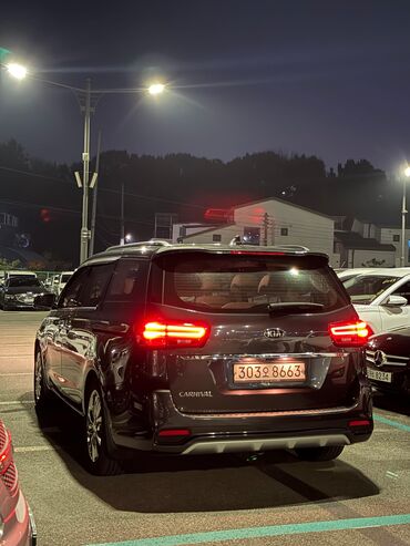 Kia: Kia Carnival: 2019 г., 2.2 л, Автомат, Дизель, Минивэн — 3