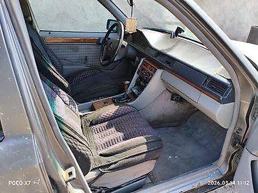 крыло мерс 210: Mercedes-Benz W124: 1991 г., Седан — 9