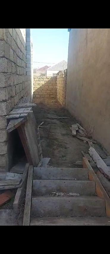 maştagada evlər: Sabunçu rayonu Kürdəxanı qəsəbəsində Sibriz yolunun üstü, 2 sotun — 8