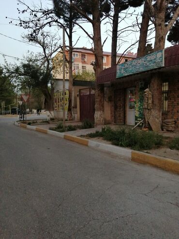 Mağazalar: H.Z Tagiyev qesebesinde (Nasosnu) obyekt icareye verilir ayliq 350 azn — 2