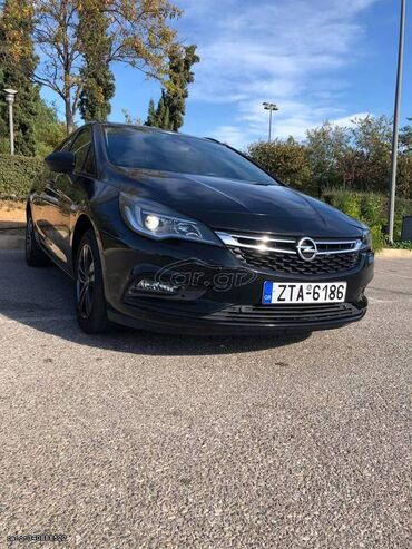 Transport: Opel Astra: 1.6 l | 2016 year | 185000 km. MPV