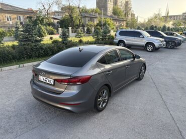Hyundai: Hyundai Elantra: 2018 г., 2 л, Автомат, Бензин, Седан