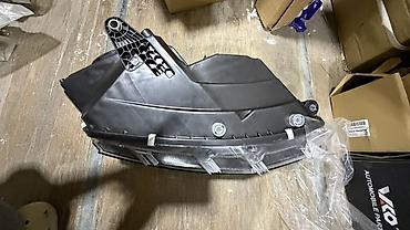 тез арада: Алдыңкы оң фара Skoda 2013 г., Жаңы — 2