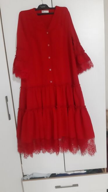 корейские косметики в бишкеке: Красное платье Корейского производства, отл качества. Одета один раз