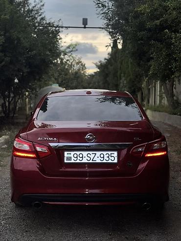 ucuz masin satişi: Nissan Altima: 2.5 l | Sedan — 2