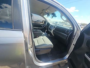 Toyota: Toyota Тундра: 2019 г., 5.7 л, Автомат, Бензин, Пикап — 8