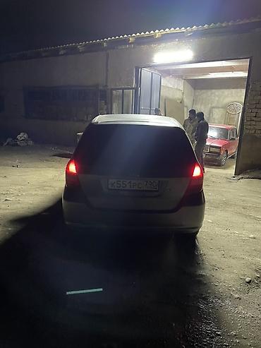 Honda: Honda Fit: 2003 г., 1.3 л, Автомат, Бензин, Хэтчбэк — 3