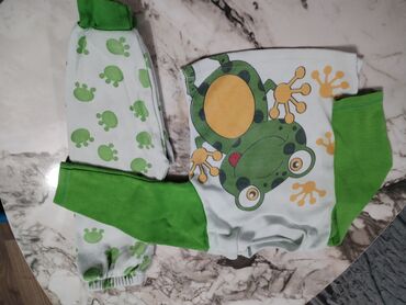 Paketi dečije odeće: Paket: Pantalone, Jakne, Košulje, Za dečake — 66