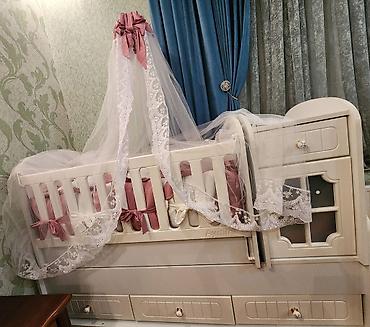 Oğlan və qız üçün, İşlənmiş, Dördbucaq, Beşik, Dəst ilə, Matras ilə, Yellənmə mexanizmsiz