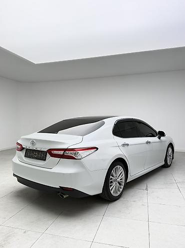 corolla 2016: Toyota Camry: 2018 г., 2.5 л, Автомат, Бензин, Седан — 6