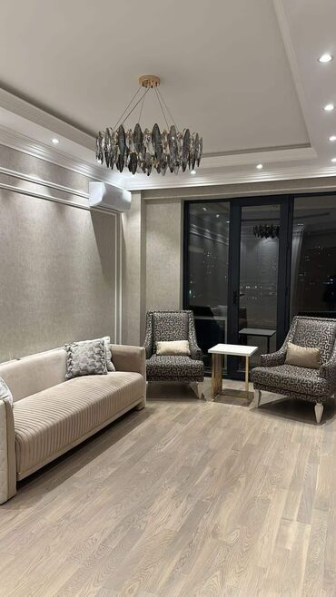 Yataq otağı dəstləri: Divan, İşlənmiş, Açılmayan, Bazasız, Parça, Çatdırılma yoxdur