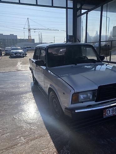 ВАЗ (ЛАДА): ВАЗ (ЛАДА) 2107: 2001 г., 1.6 л, Механика, Бензин, Седан — 2