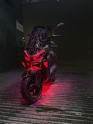 Скутеры: Макси-скутер 150 куб. см, Б/у — 23