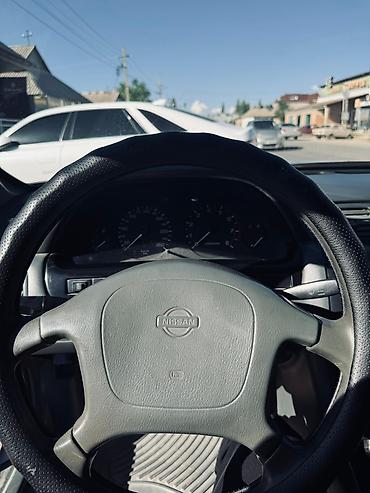 250: Nissan Maxima: 1996 г., 3 л, Механика, Бензин, Седан — 7