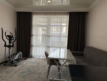 Долгосрочная аренда домов: 130 м², 4 комнаты, Утепленный, Забор, огорожен — 10