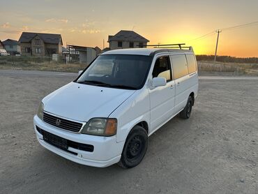 срочно срочно продам машину: Honda Stepwgn: 2000 г., 2 л, Автоматические, Бензин, Минивэн