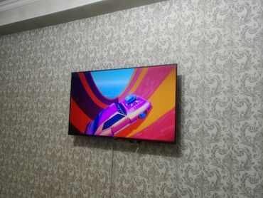 Телевизоры: Yasin 43" 4K Android. Отдам с кронштейном
