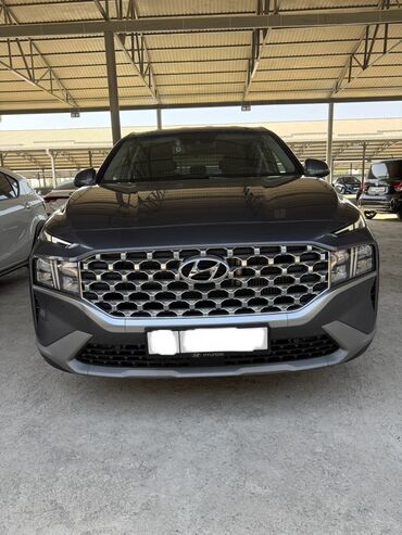 диск на машину: Полноразмерный внедорожник Hyundai Santa Fe серого цвета, идеально